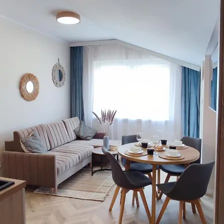 아파트 Przy Wydmie Debina *